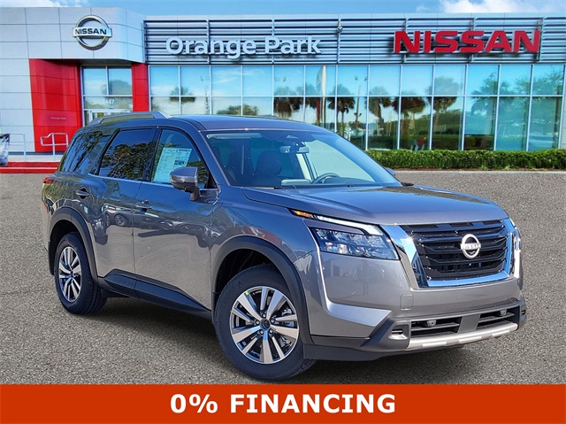 2025 Nissan Pathfinder SL's photo