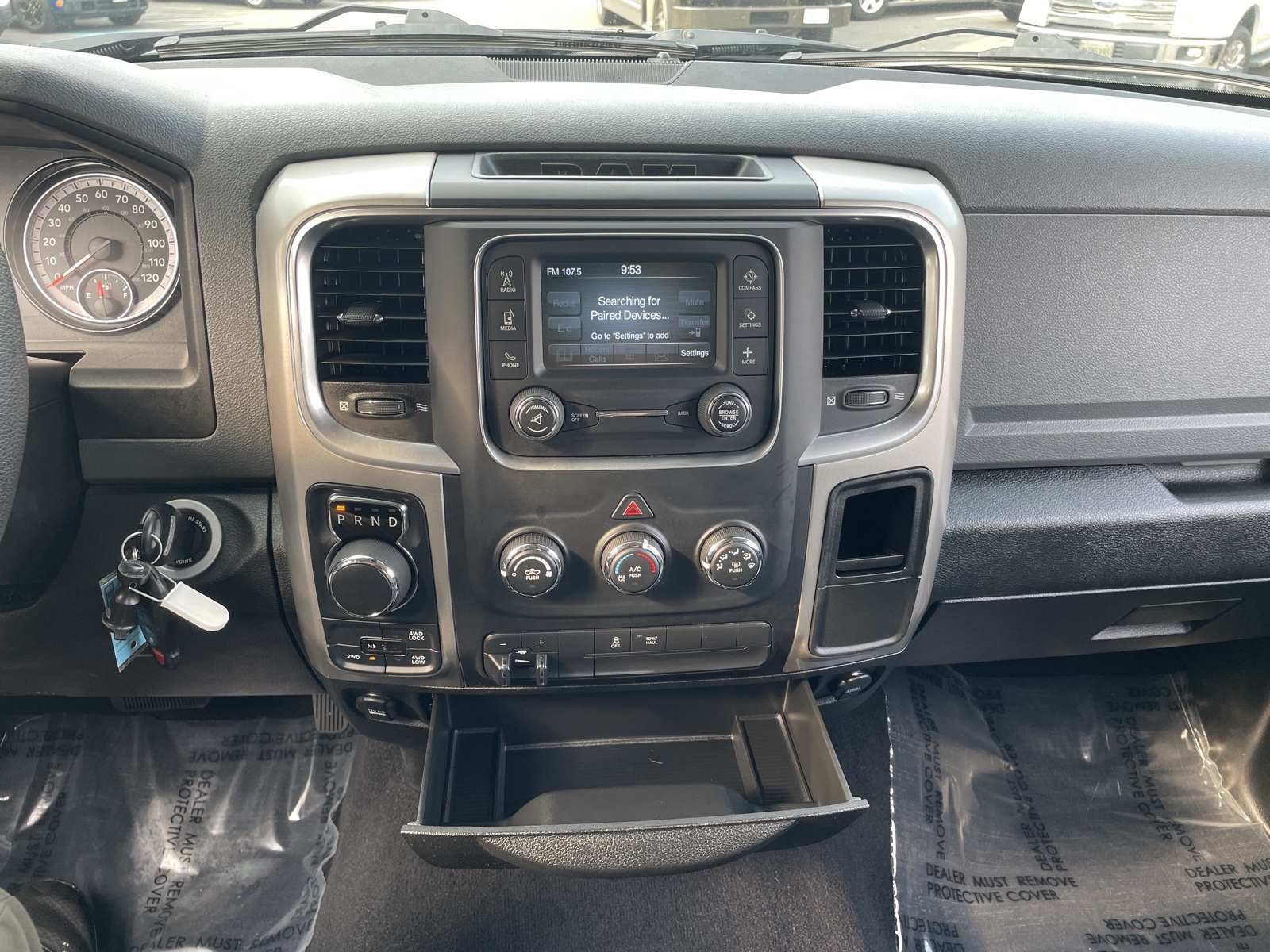 2020 Ram 1500 Classic SLT photo 4