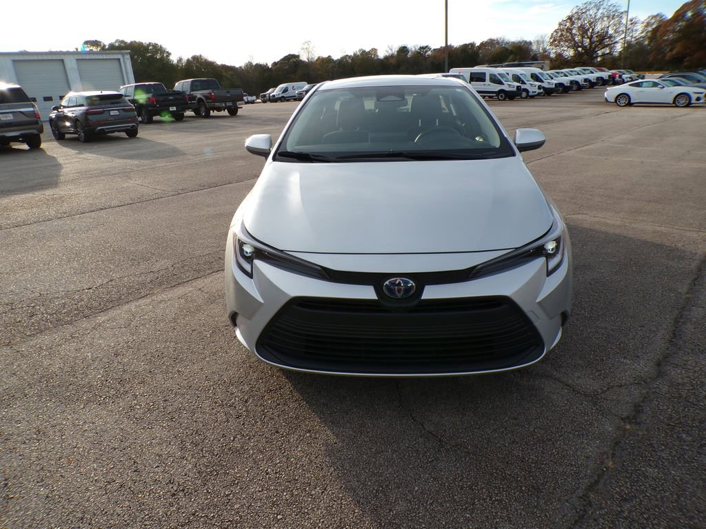 2024 Toyota Corolla XLE LE Premium SE photo 2