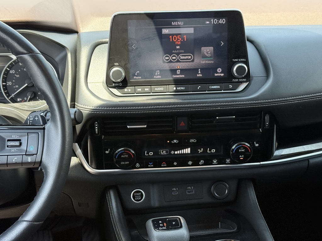 2022 Nissan Rogue SL photo 22