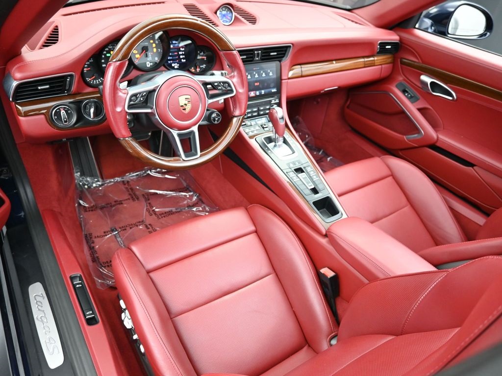 2019 Porsche 911 Targa 4S photo 3