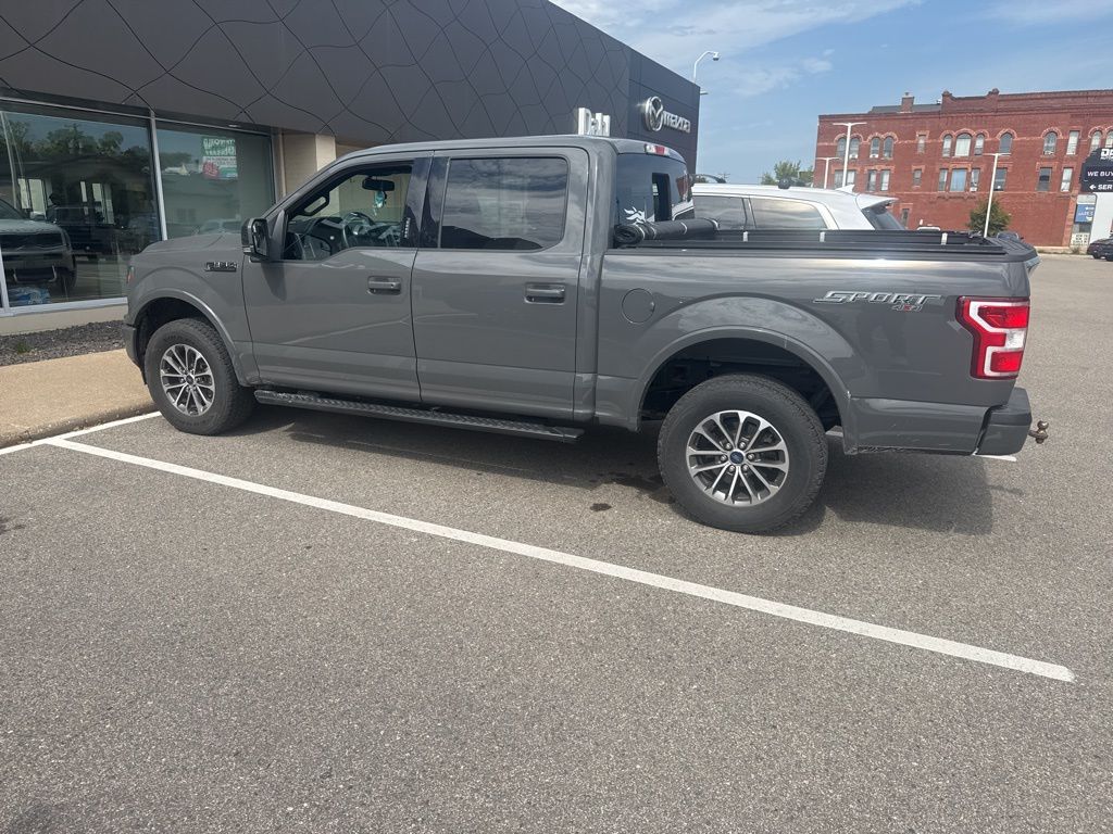 2020 Ford F-150 XLT photo 8