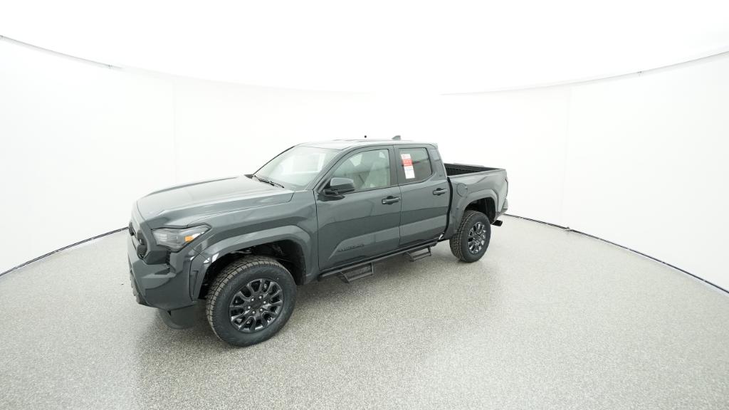 2025 Toyota Tacoma SR5's photo