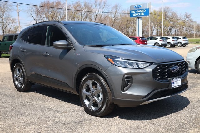 2025 Ford Escape ST-Line Select photo 4