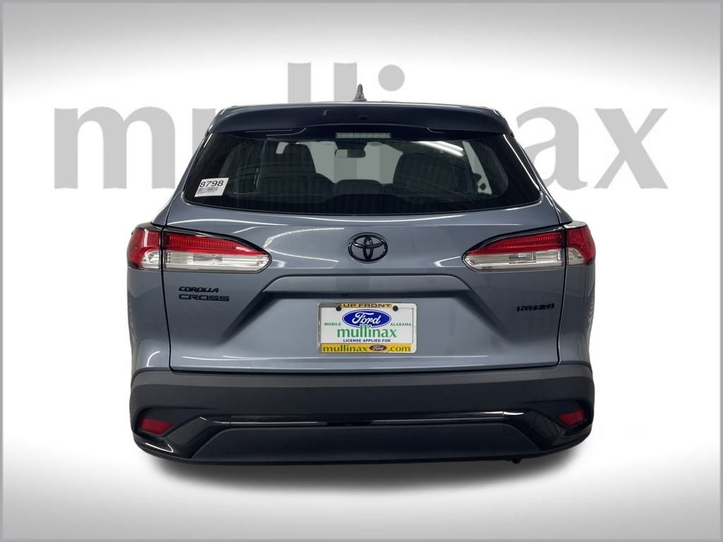 2023 Toyota Corolla Hybrid S photo 5
