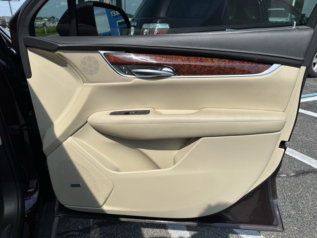 2018 Cadillac XT5 Luxury photo 10
