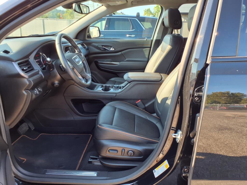 2022 Gmc Acadia AT4 photo 10