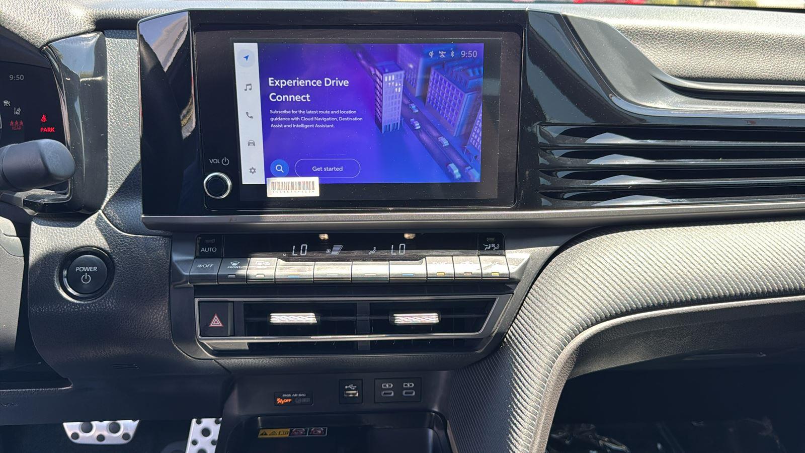 2025 Toyota Camry SE photo 18