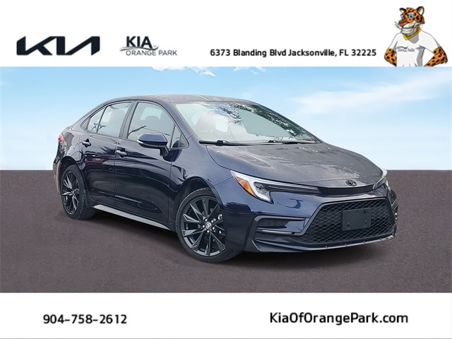 2024 Toyota Corolla SE's photo