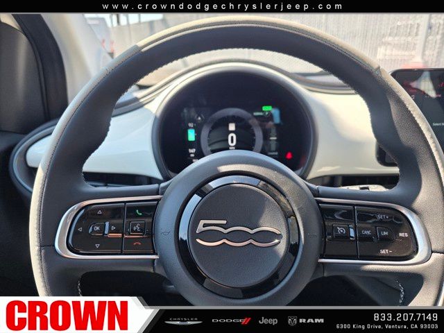 2025 Fiat 500e La Prima photo 22