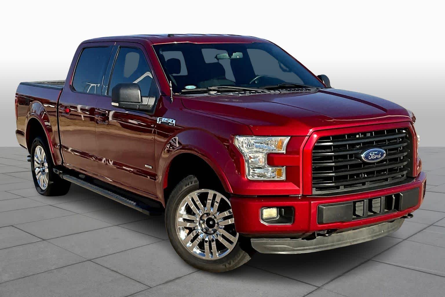 2015 Ford F-150 XLT photo 2