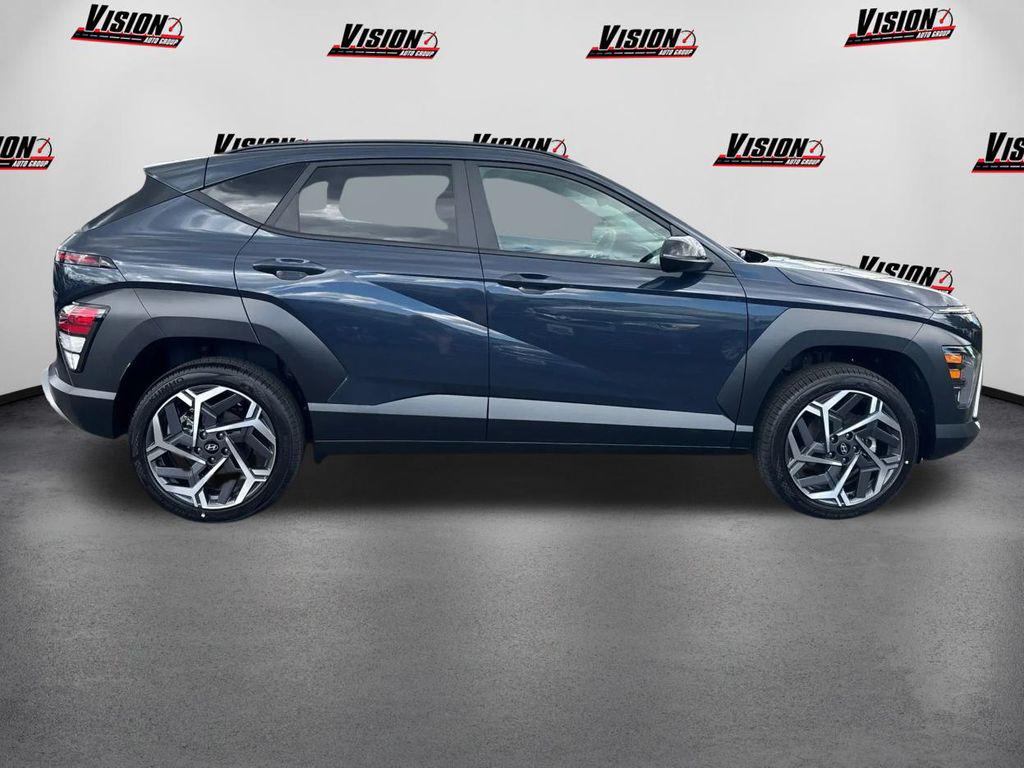 2026 Hyundai Kona SEL photo 4