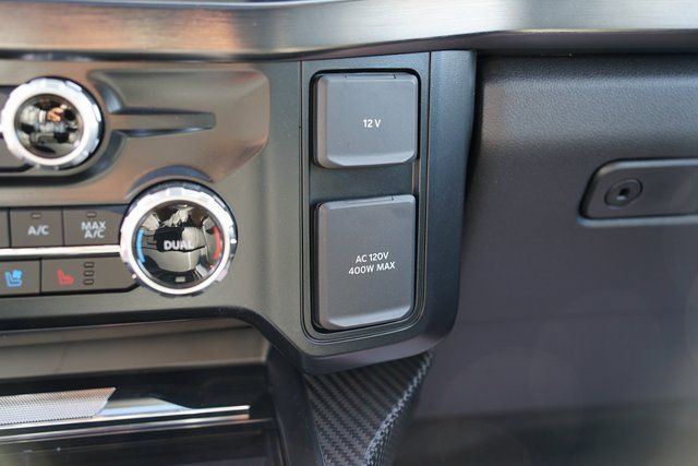 2025 FORD F-250 - Image 40