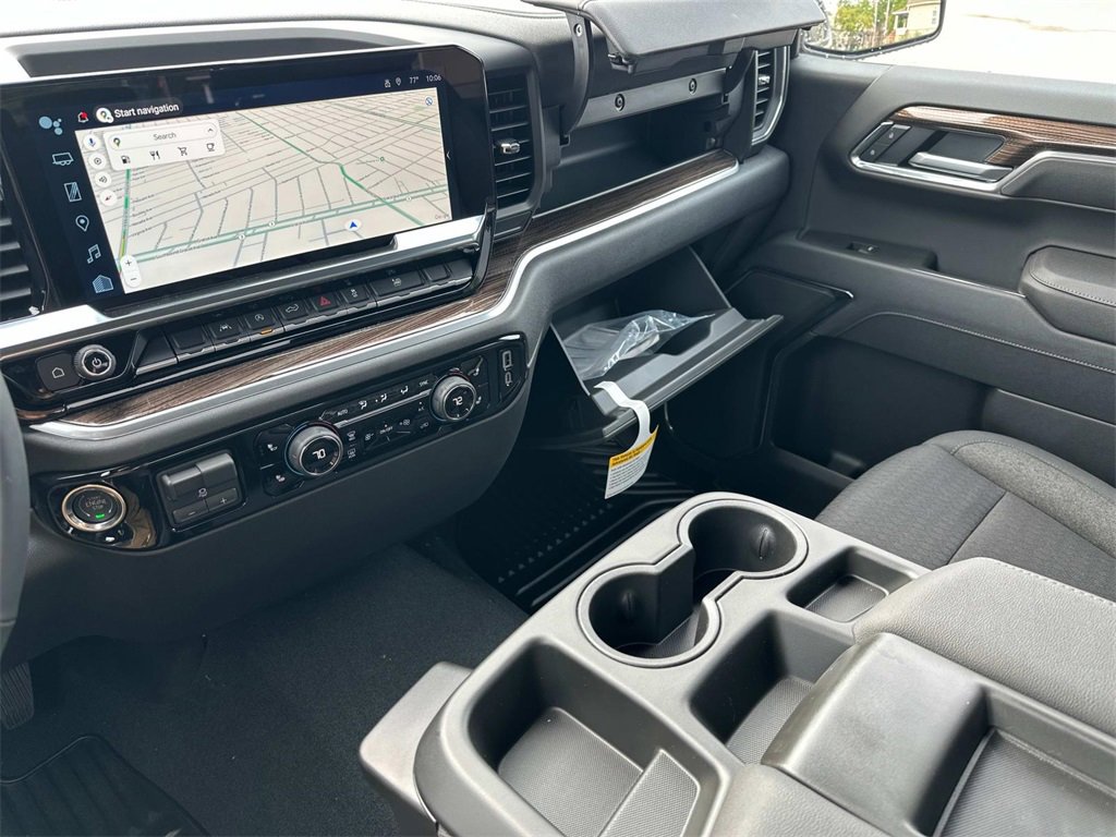 2025 Chevrolet Silverado 1500 LT photo 24
