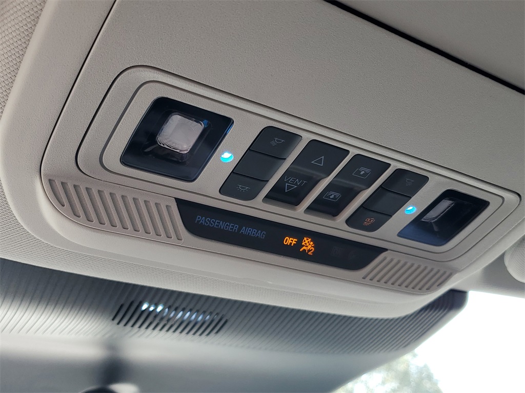 2025 Ford Explorer photo 17