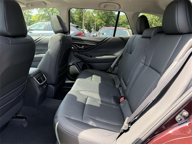 2025 Subaru Outback Touring XT photo 15
