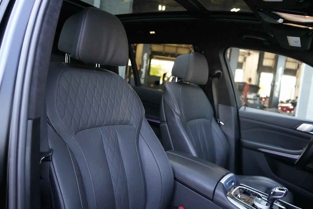 2022 Bmw X7 M50i photo 13
