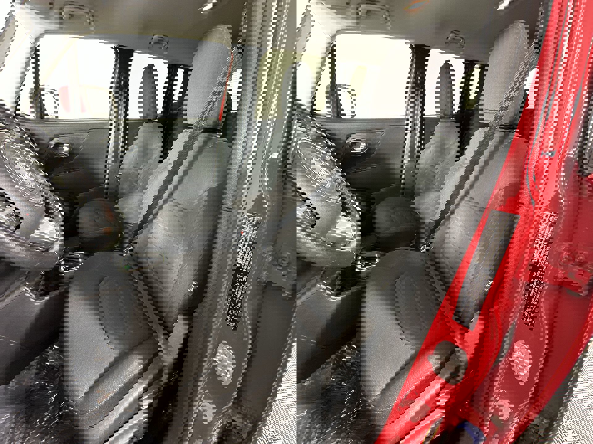2019 Jeep Renegade Latitude photo 11