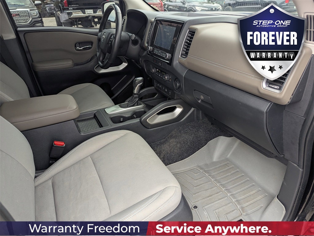 2022 Nissan Frontier SV photo 29