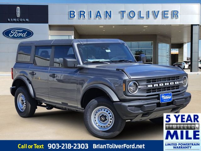 2025 Ford Bronco 4-Door Base's photo