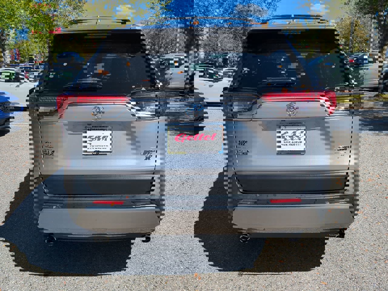 2023 Toyota RAV4 Limited photo 6
