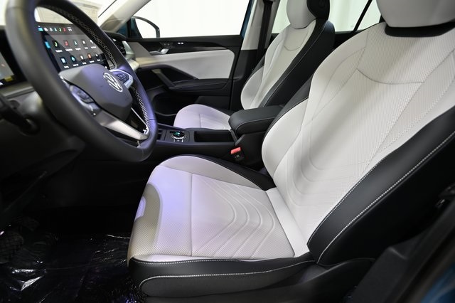 2025 Volkswagen Tiguan SE photo 6