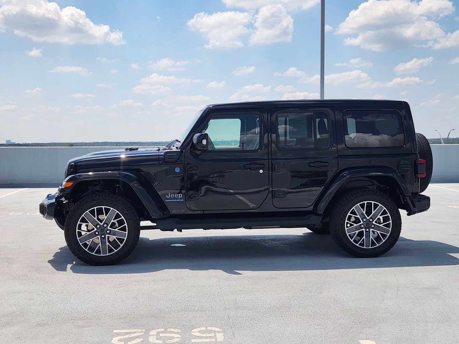 2024 Jeep Wrangler 4xe High Altitude photo 4