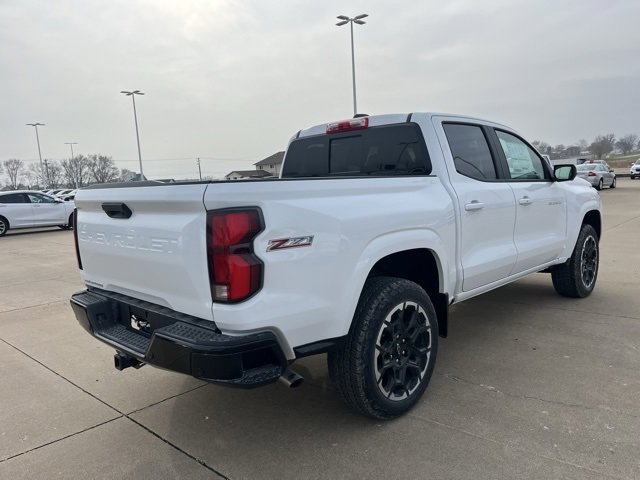 2026 Chevrolet Colorado Z71 photo 3