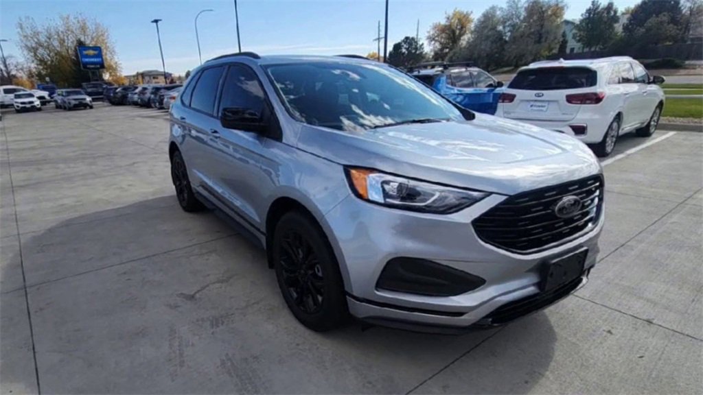 2024 Ford Edge SE photo 2