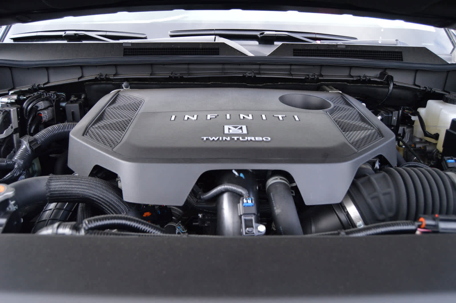 2025 Infiniti QX80 Sensory photo 22