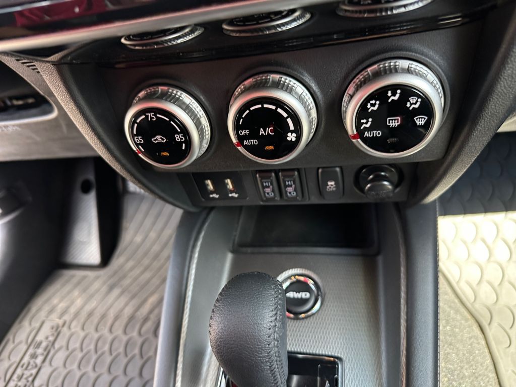 2024 Mitsubishi Outlander Sport SEL photo 23