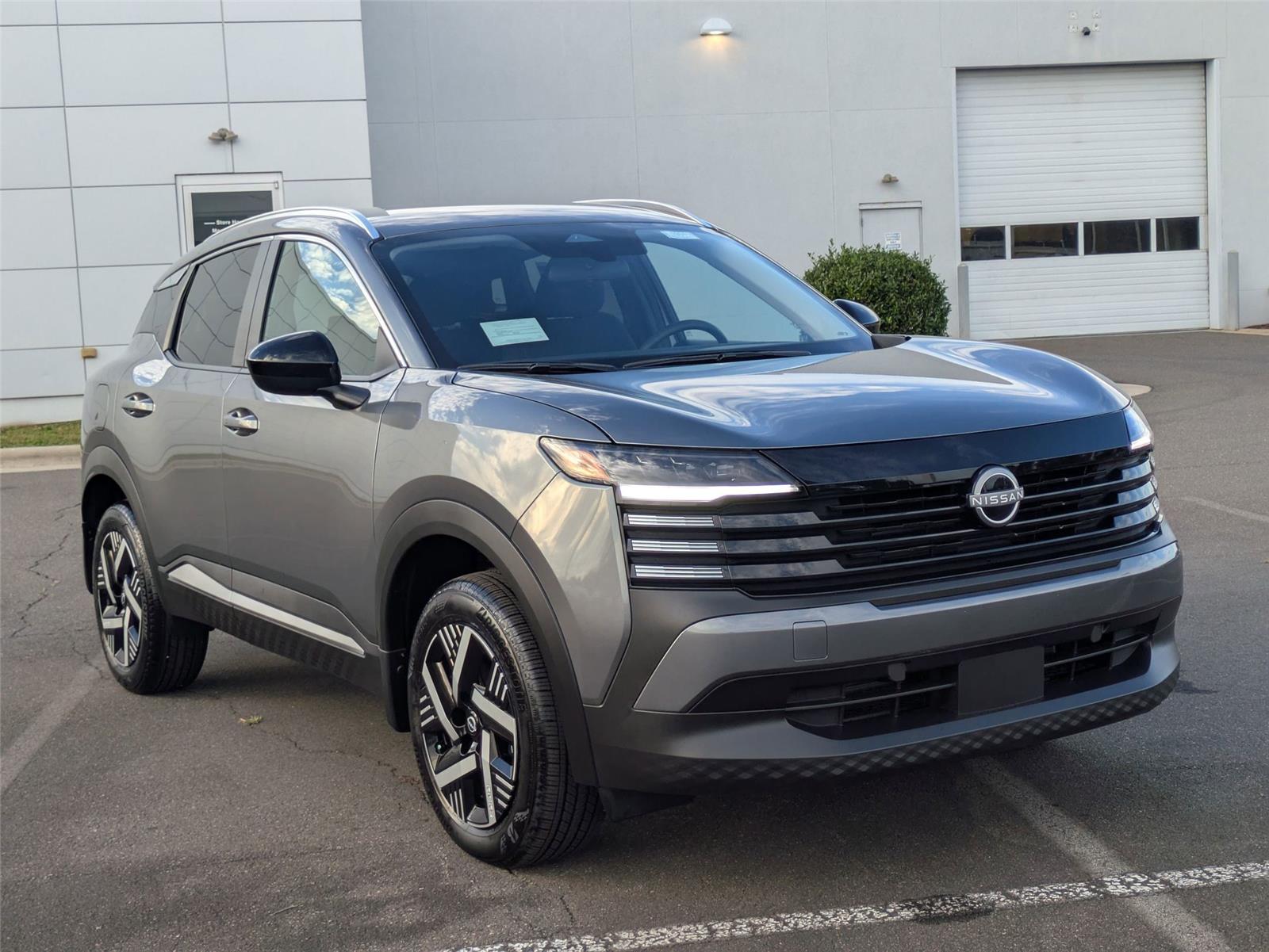 2026 Nissan Kicks SV photo 3