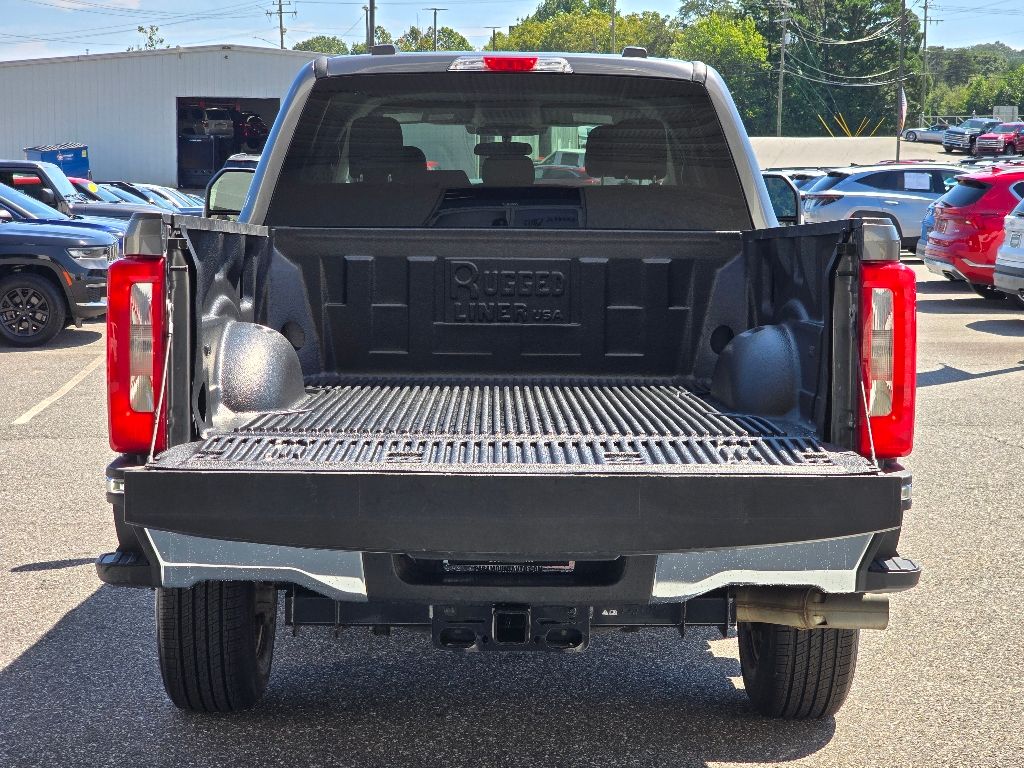 2024 Ford F-250 XLT photo 3