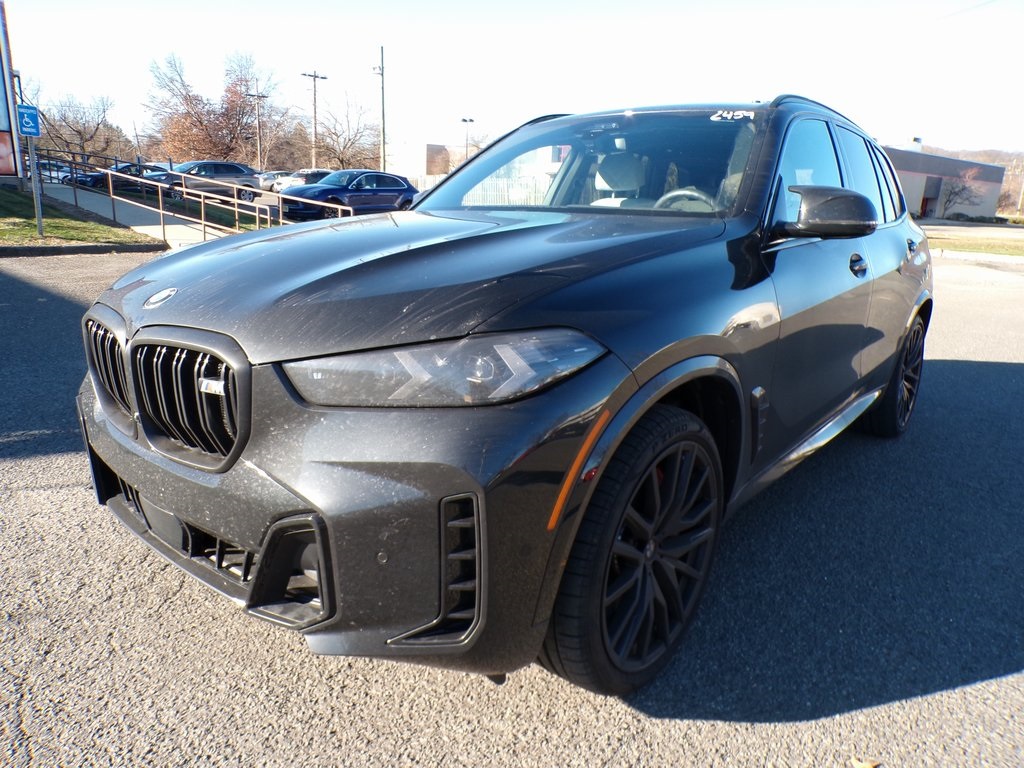 2026 BMW X5 M60i's photo