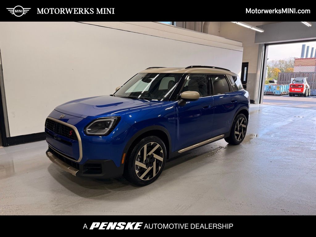 2025 MINI Countryman S's photo