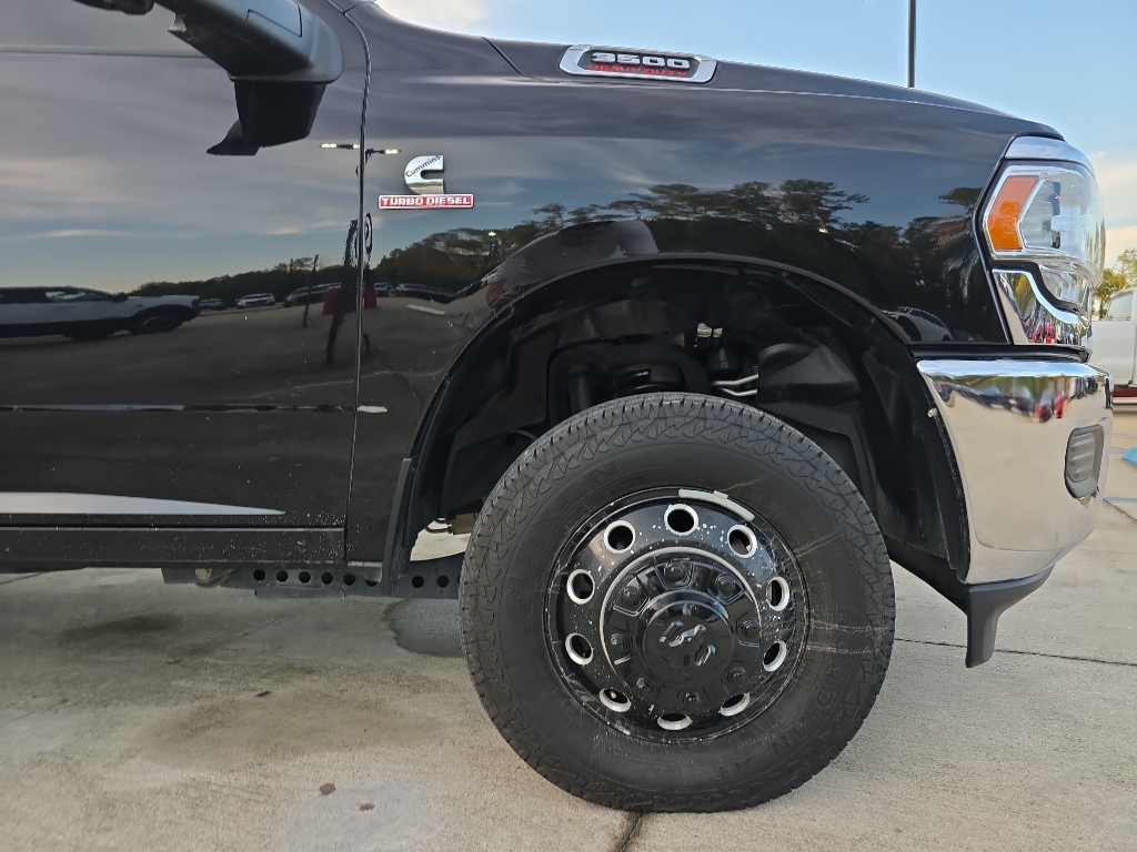 2024 Ram 3500 Tradesman photo 10