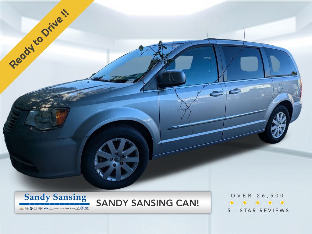 2016 Chrysler Town & Country Touring