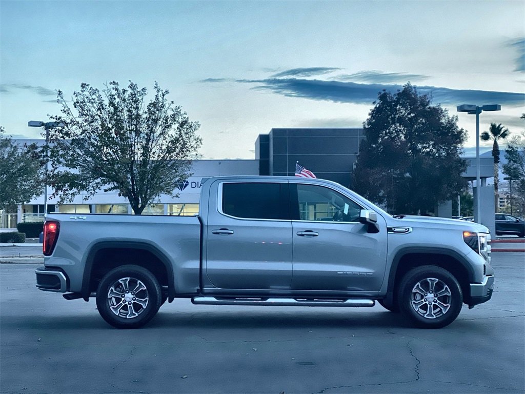 2026 Gmc Sierra SLE photo 4