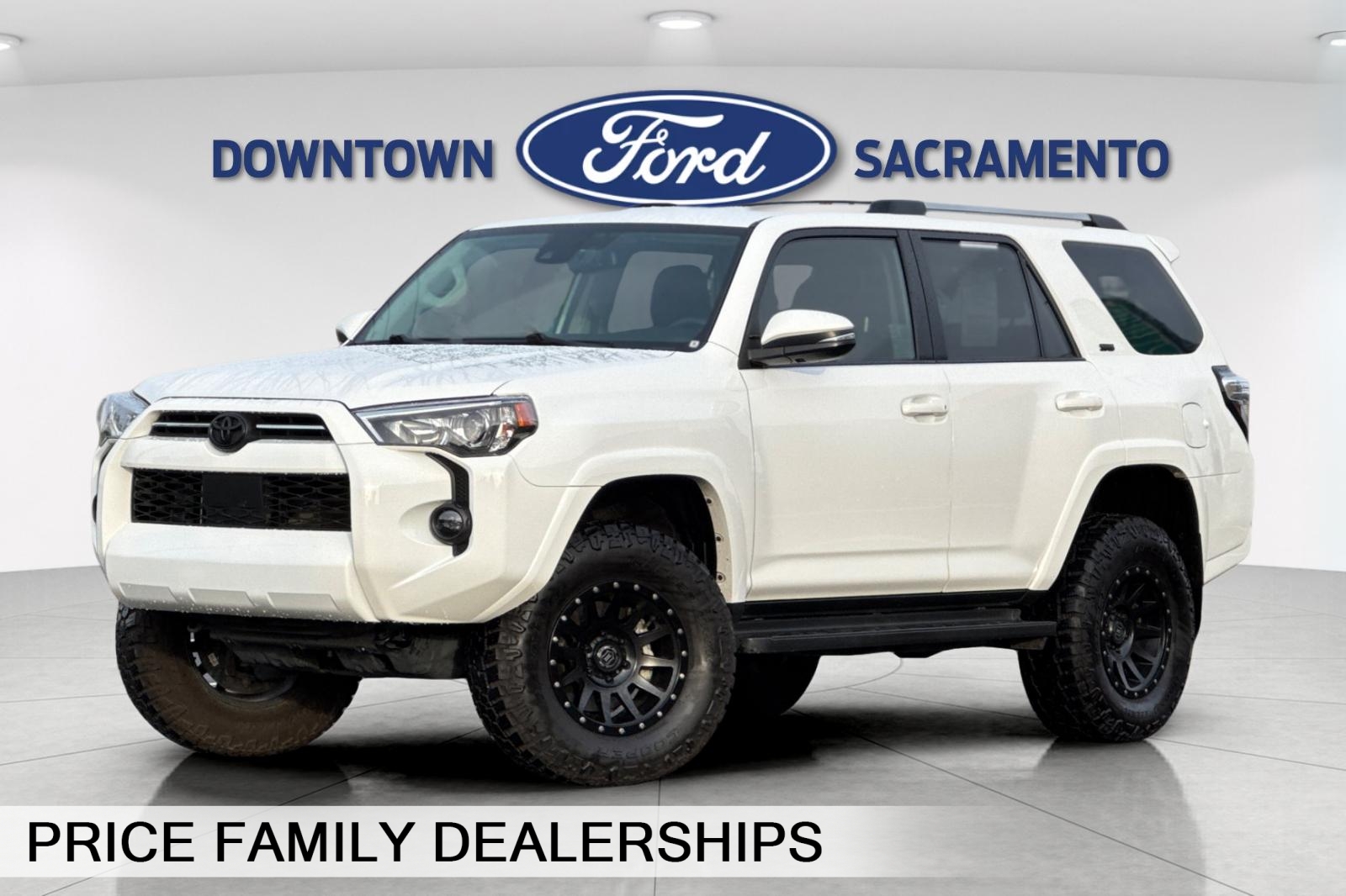 2022 Toyota 4Runner SR5 Premium's photo