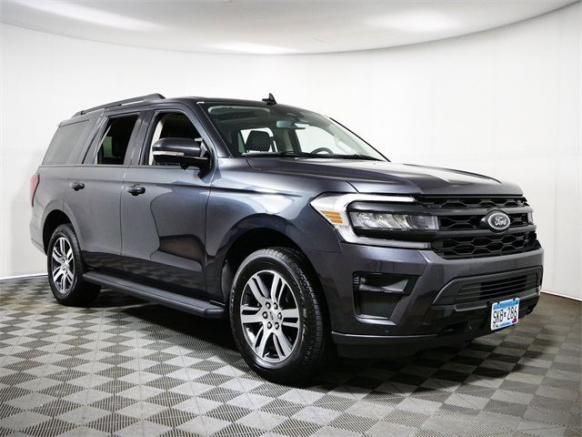 Used 2024 Ford Expedition XLT with VIN 1FMJU1J8XREA75044 for sale in Apple Valley, Minnesota