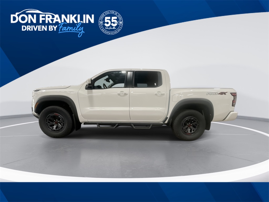 2026 Nissan Frontier PRO-4X's photo