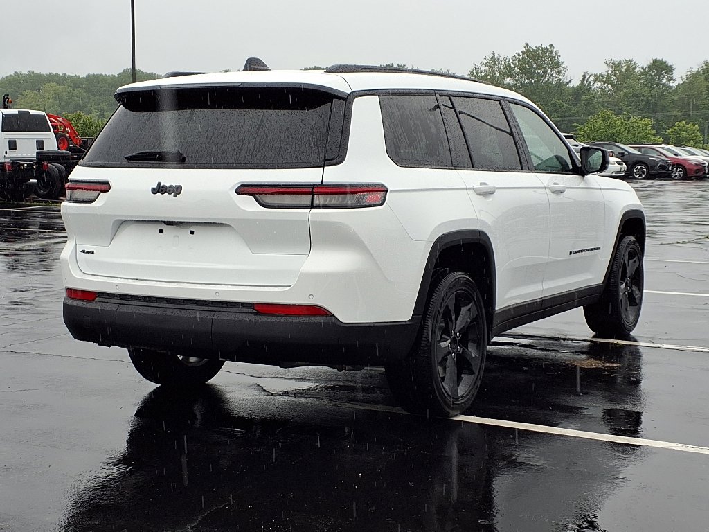 2025 Jeep Grand Cherokee Altitude X photo 16