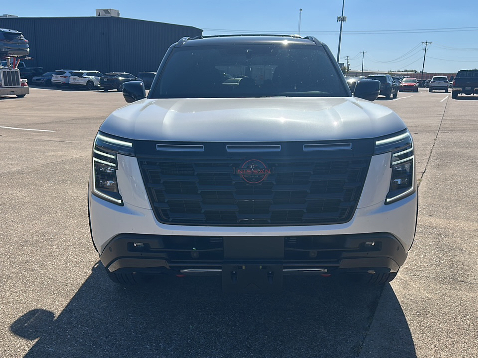 2025 Nissan Armada photo 2