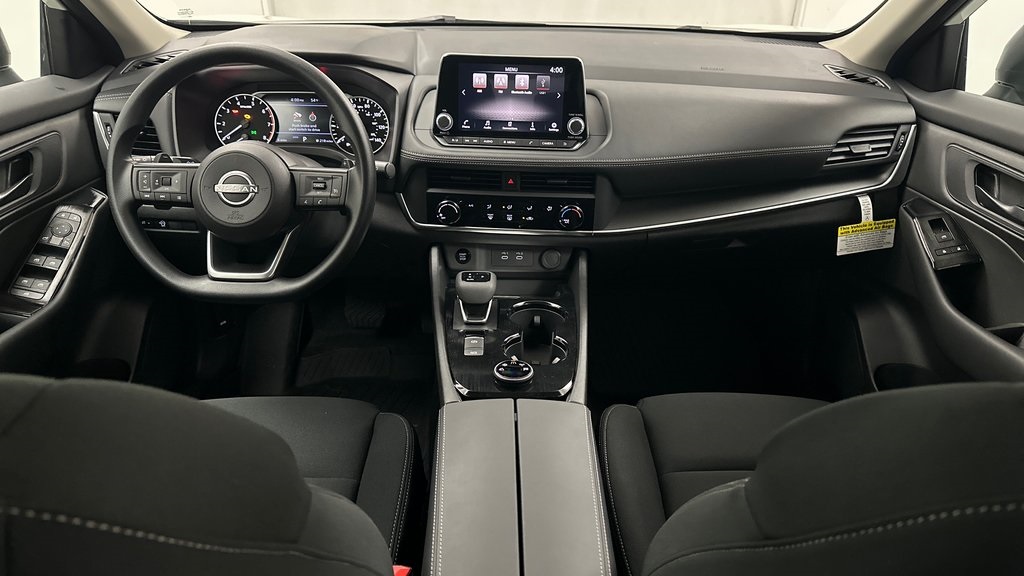 2025 Nissan Rogue S photo 19