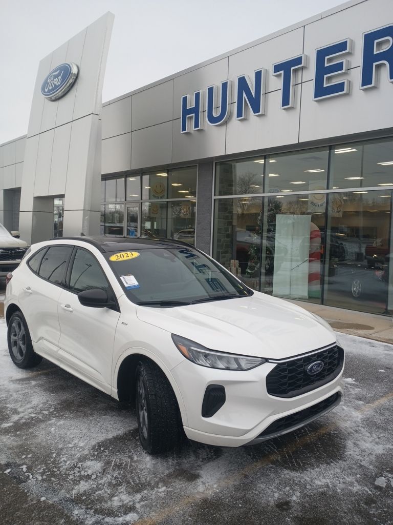 2023 Ford Escape ST-Line