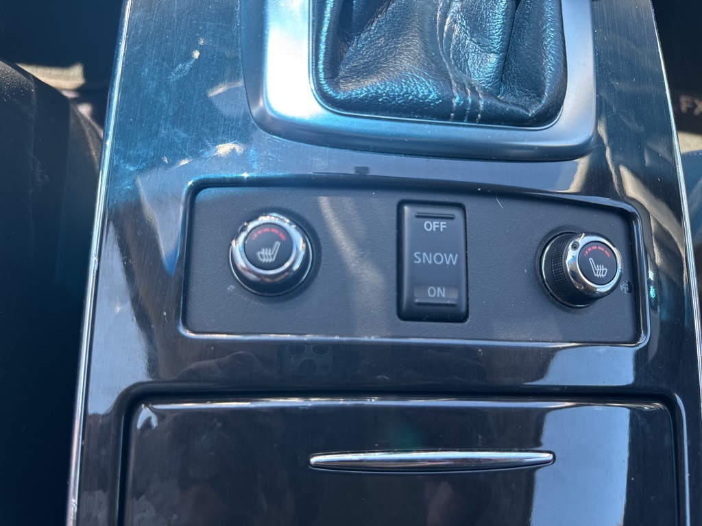 2013 Infiniti FX37 Base photo 25