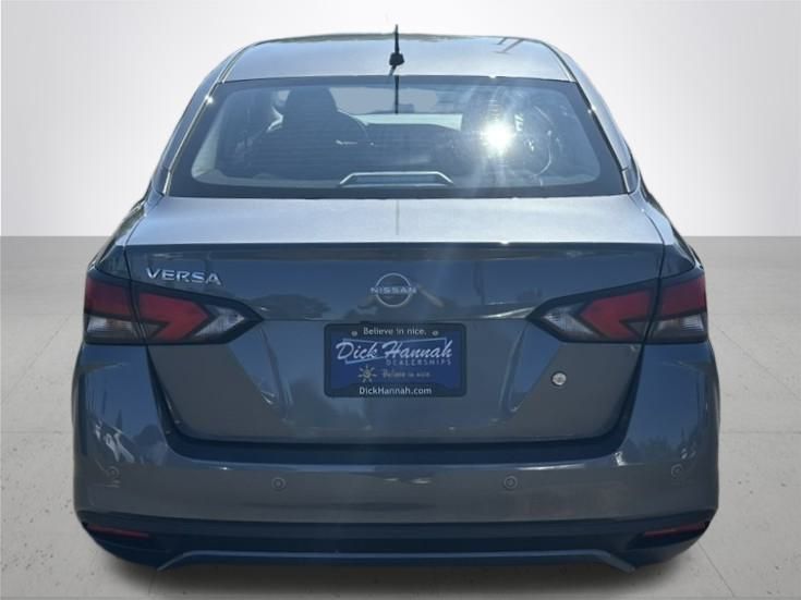 2025 Nissan Versa 1.6 S photo 8