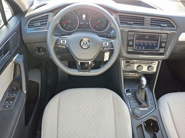 2018 Volkswagen Tiguan S photo 10