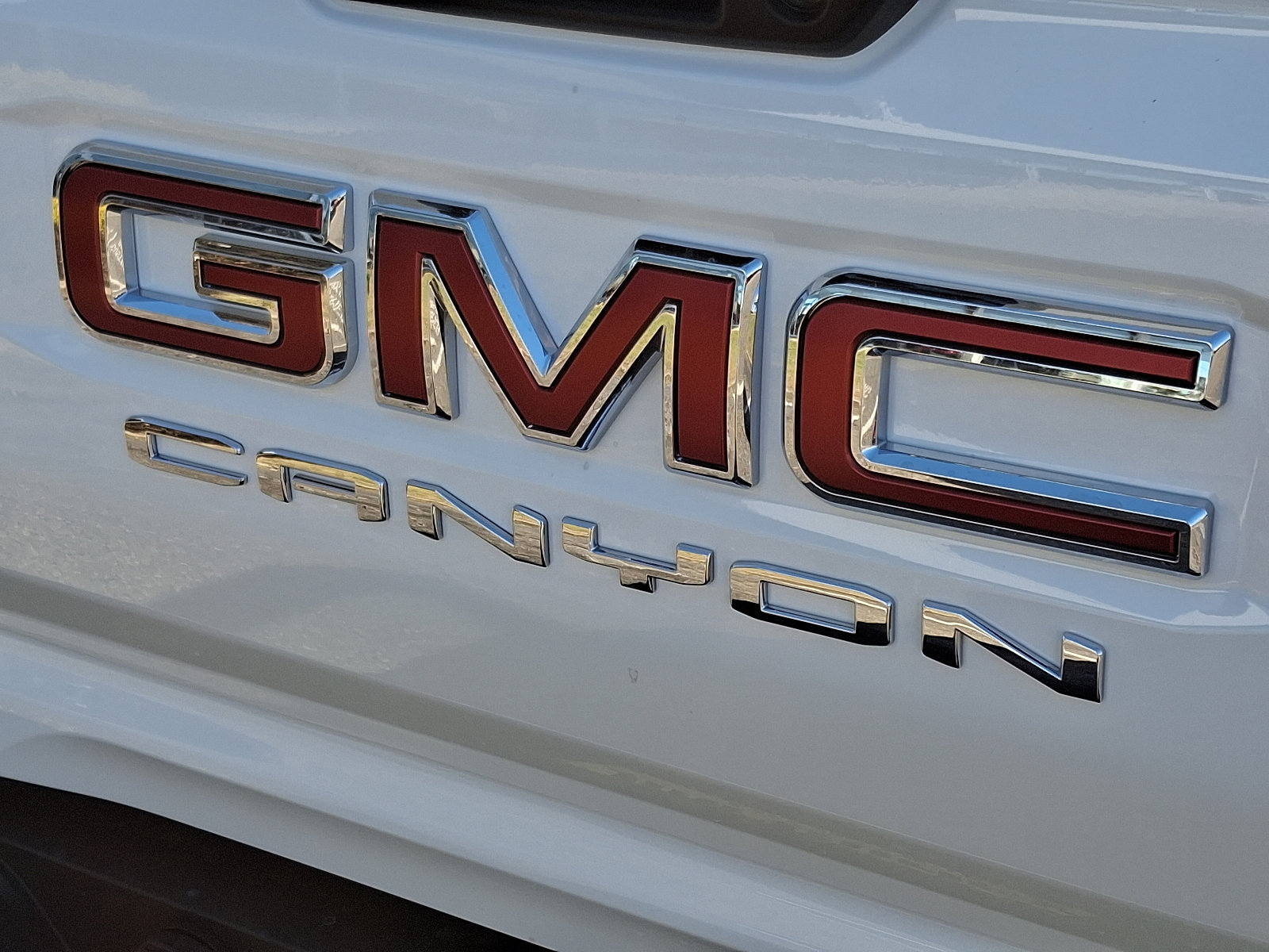 2025 Gmc Canyon Elevation photo 11