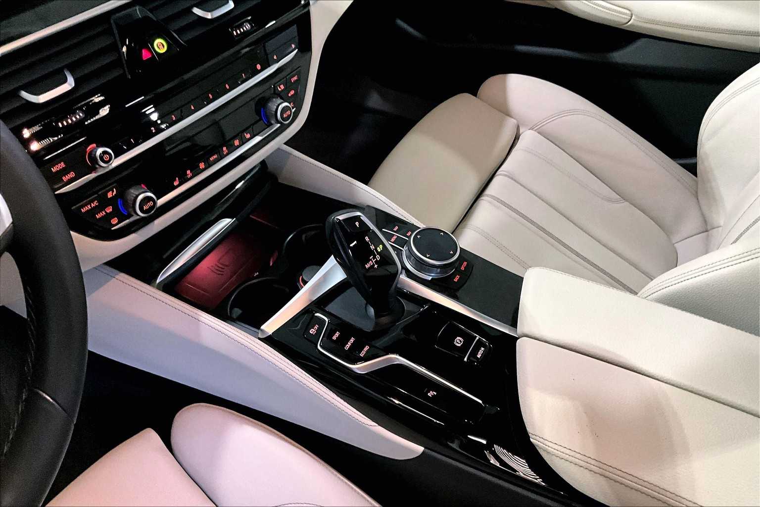 2022 Bmw 530i xDrive photo 16